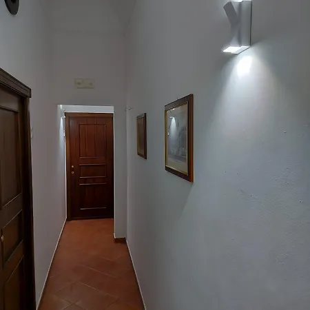 Le Del Corso * Margherita Di Savoia