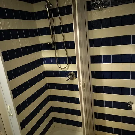 Le Del Corso Margherita Di Savoia