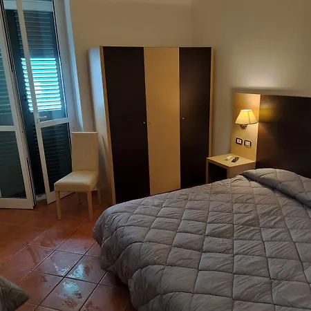 Le Del Corso * Margherita Di Savoia