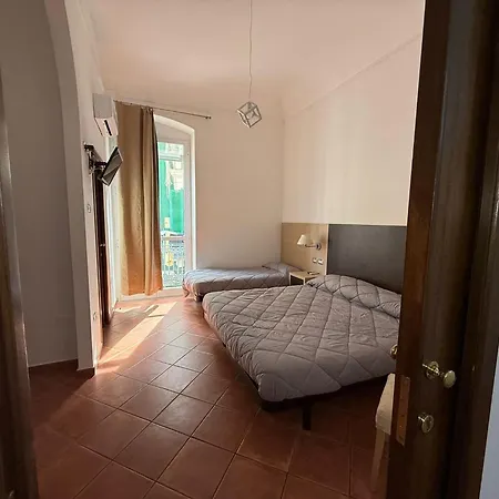Le Del Corso Margherita Di Savoia