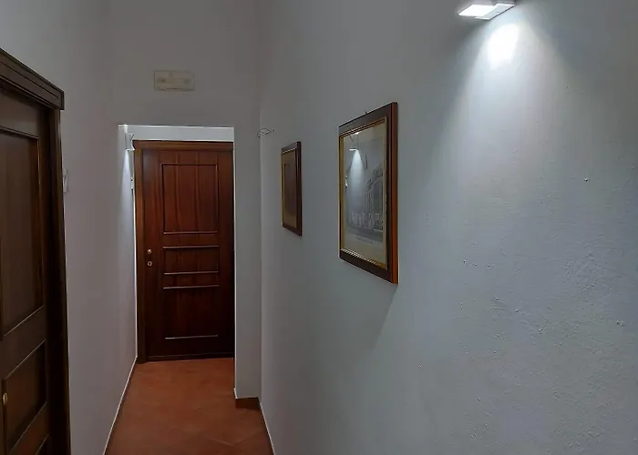 Le Del Corso * Margherita Di Savoia